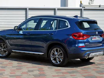 BMW X3 xDrive20d AT xLine