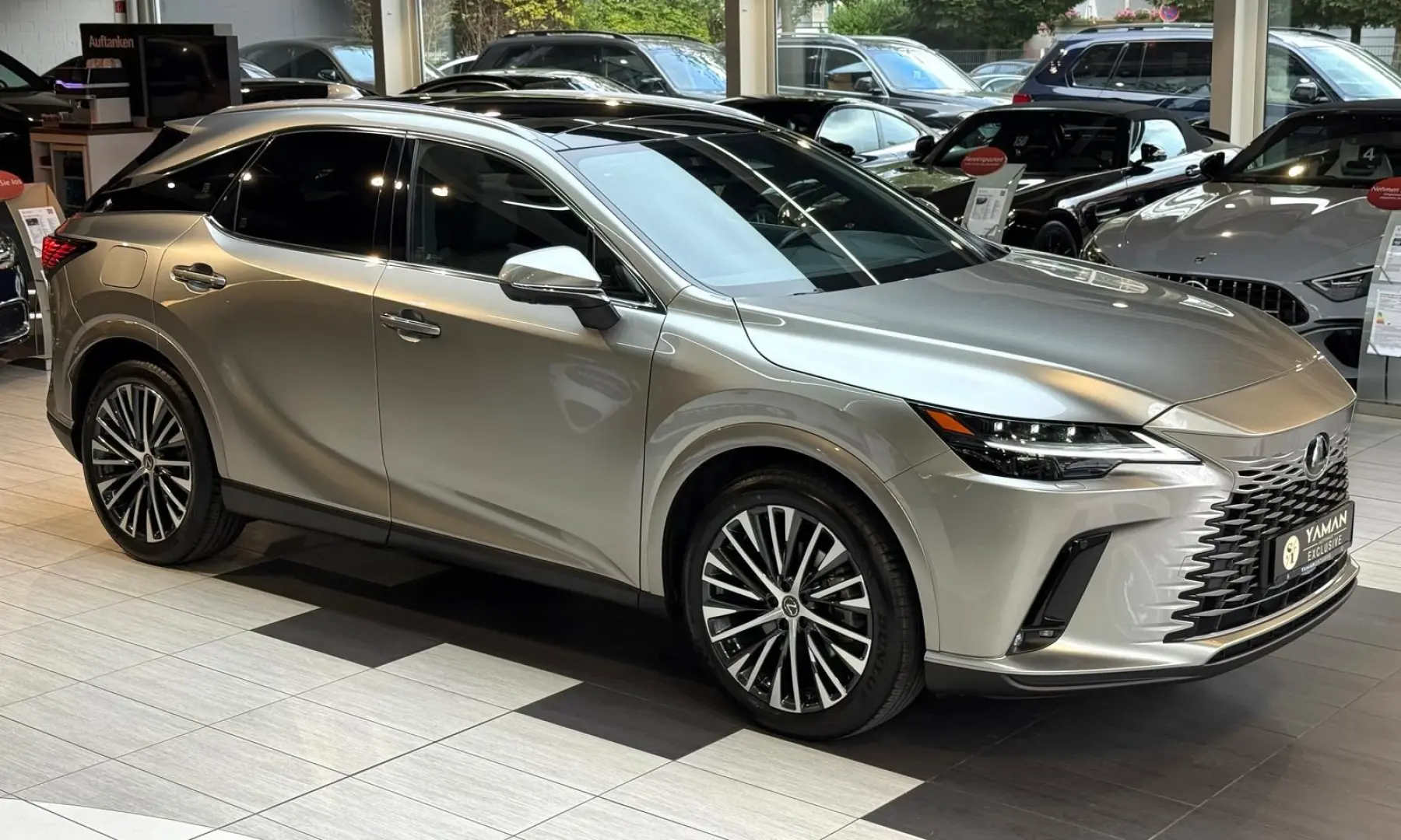 RX 450 h+ E-Four Executive