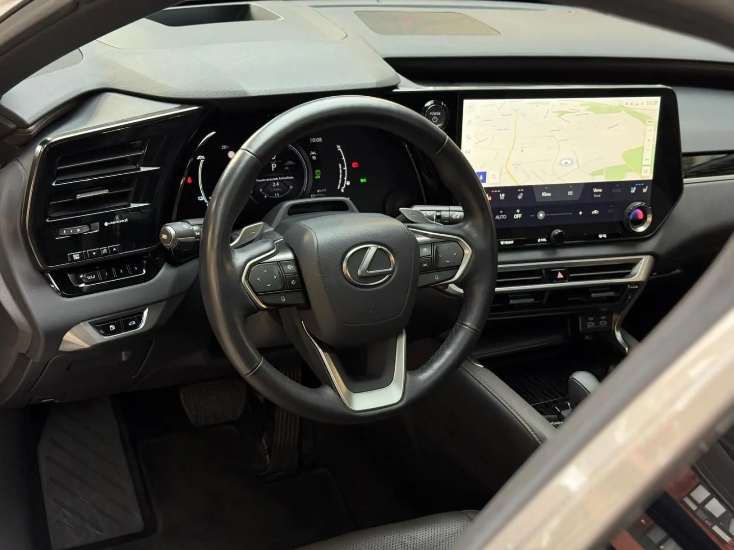 RX 450 h+ E-Four Executive