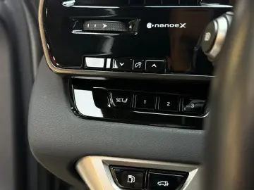 RX 450 h+ E-Four Executive