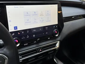 RX 450 h+ E-Four Executive