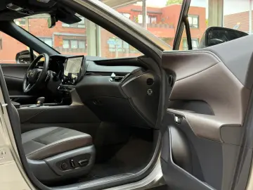 RX 450 h+ E-Four Executive