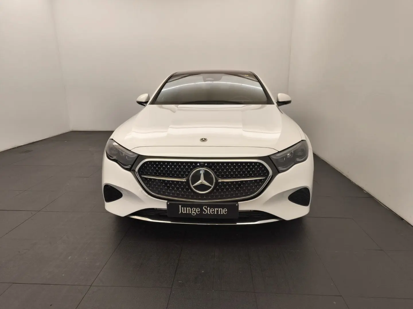 E 450 d 4M Ava Advanced Plus Leder Pano Distro 3