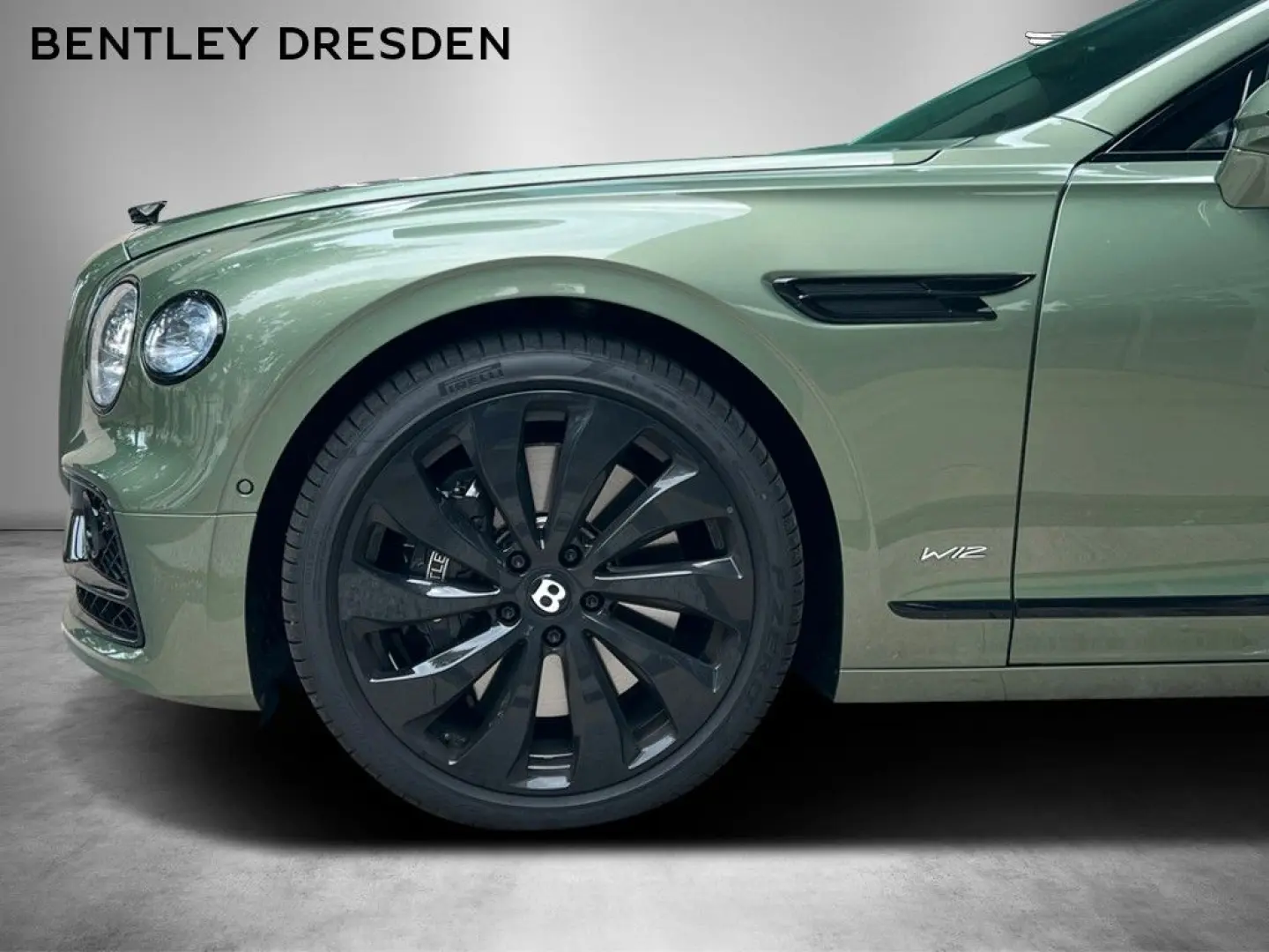 Bentley Flying Spur 6.0 W12 - Naim//TV