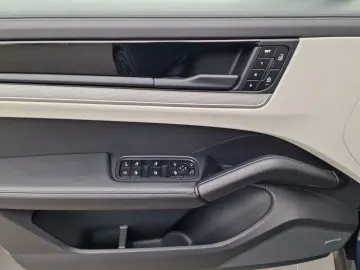 Cayenne Coupe Hybrid BiColor 360 LuftBOSE ACC