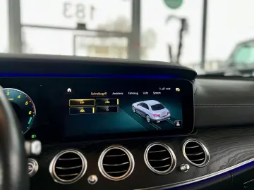 E 300 de Lim.|AMG-LINE|PANORAMA|1.HAND|BURMESTER