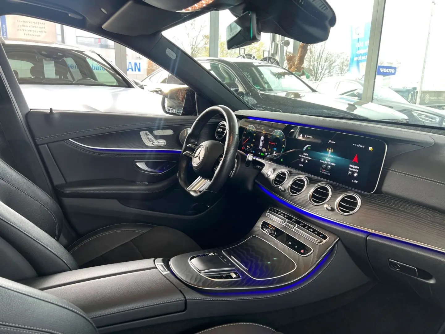 E 300 de Lim.|AMG-LINE|PANORAMA|1.HAND|BURMESTER
