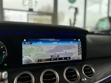 E 300 de Lim.|AMG-LINE|PANORAMA|1.HAND|BURMESTER