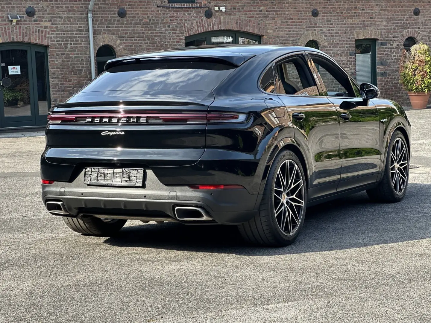 Cayenne E-Hybrid  Coupe *SCHWARZ-BEIGE*BOSE*22 Z