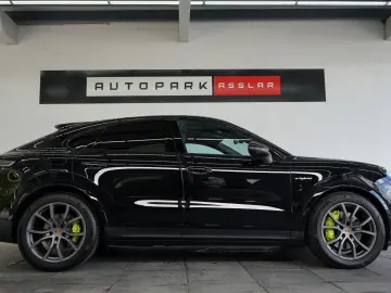 Cayenne Coupe E-Hybrid/P-Display/HeadUp/PDCC/MEG