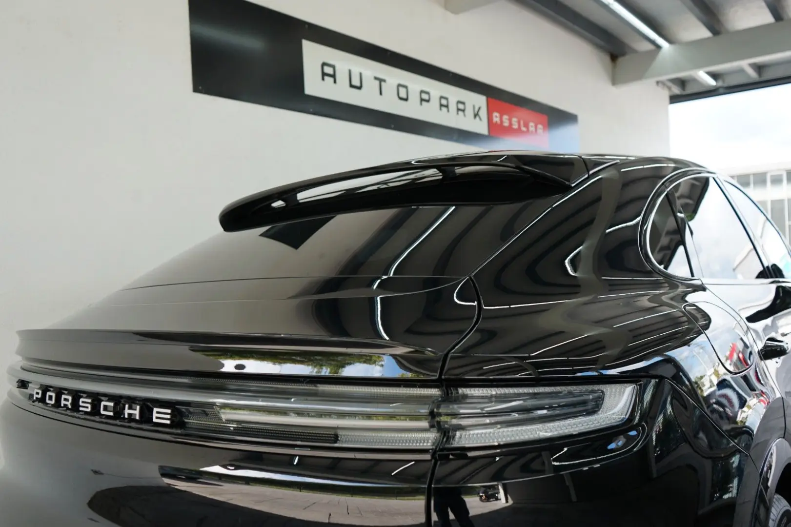 Cayenne Coupe E-Hybrid/P-Display/HeadUp/PDCC/MEG