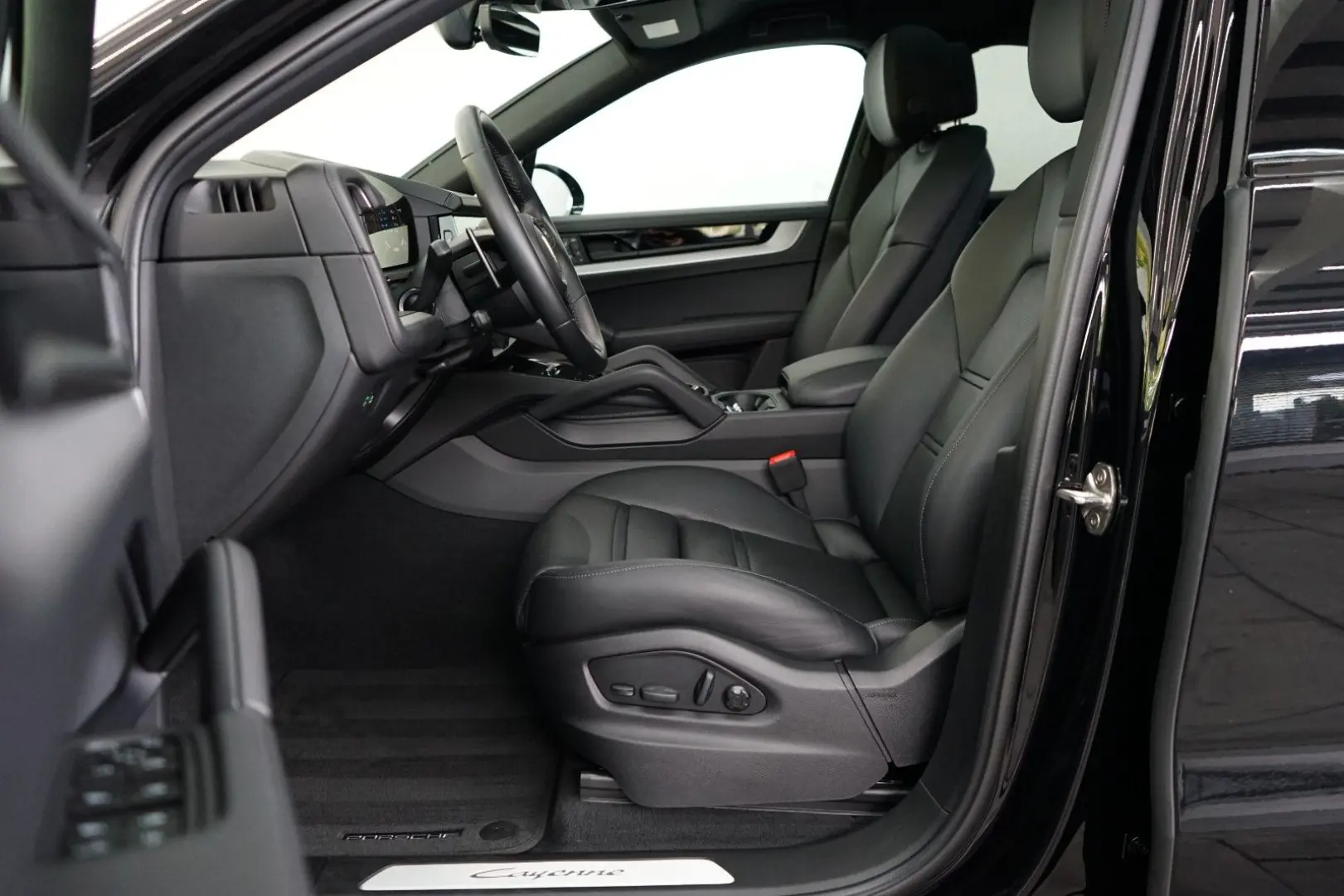 Cayenne Coupe E-Hybrid/P-Display/HeadUp/PDCC/MEG