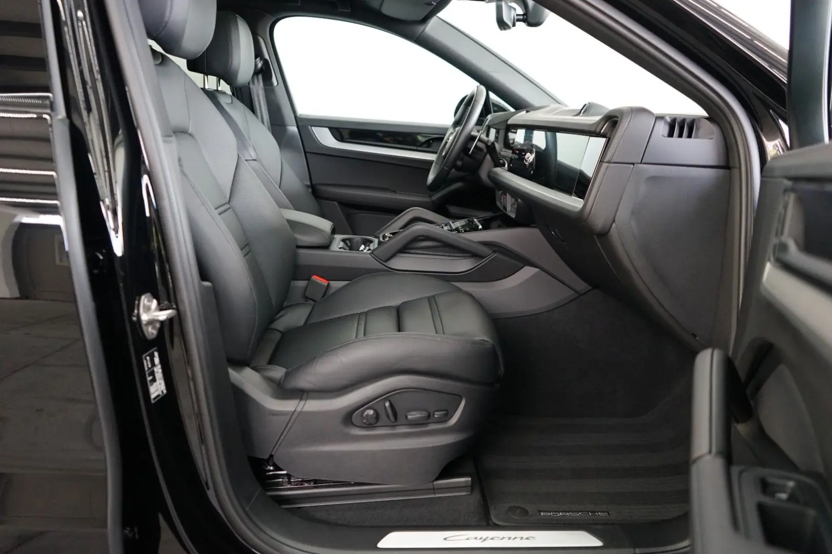 Cayenne Coupe E-Hybrid/P-Display/HeadUp/PDCC/MEG