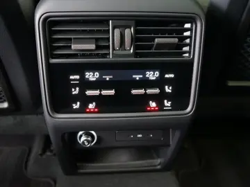 Cayenne Coupe E-Hybrid/P-Display/HeadUp/PDCC/MEG