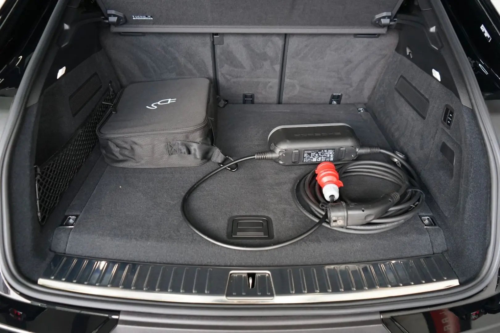 Cayenne Coupe E-Hybrid/P-Display/HeadUp/PDCC/MEG