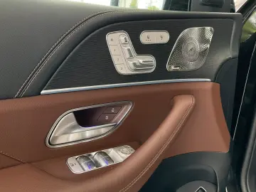 GLE 300 d 4M AMG Line/Airmatic/Multibeam/Kamera