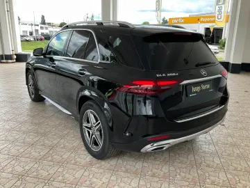 GLE 300 d 4M AMG Line/Airmatic/Multibeam/Kamera
