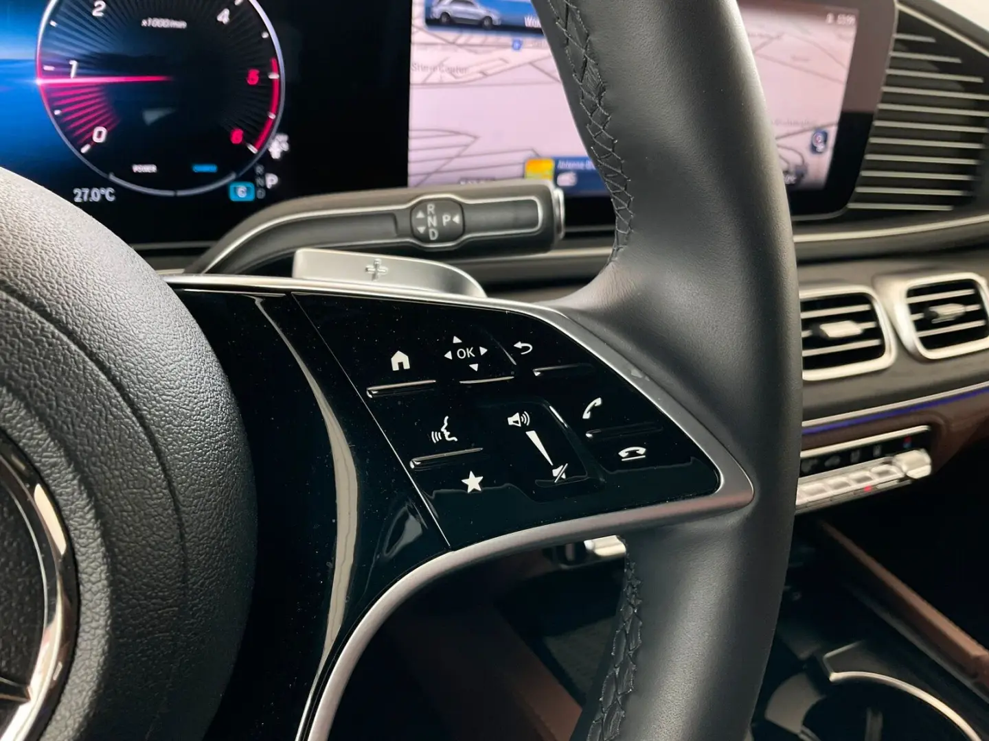 GLE 300 d 4M AMG Line/Airmatic/Multibeam/Kamera