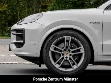 Cayenne E-Hybrid Coupe HA-Lenkung InnoDrive LED