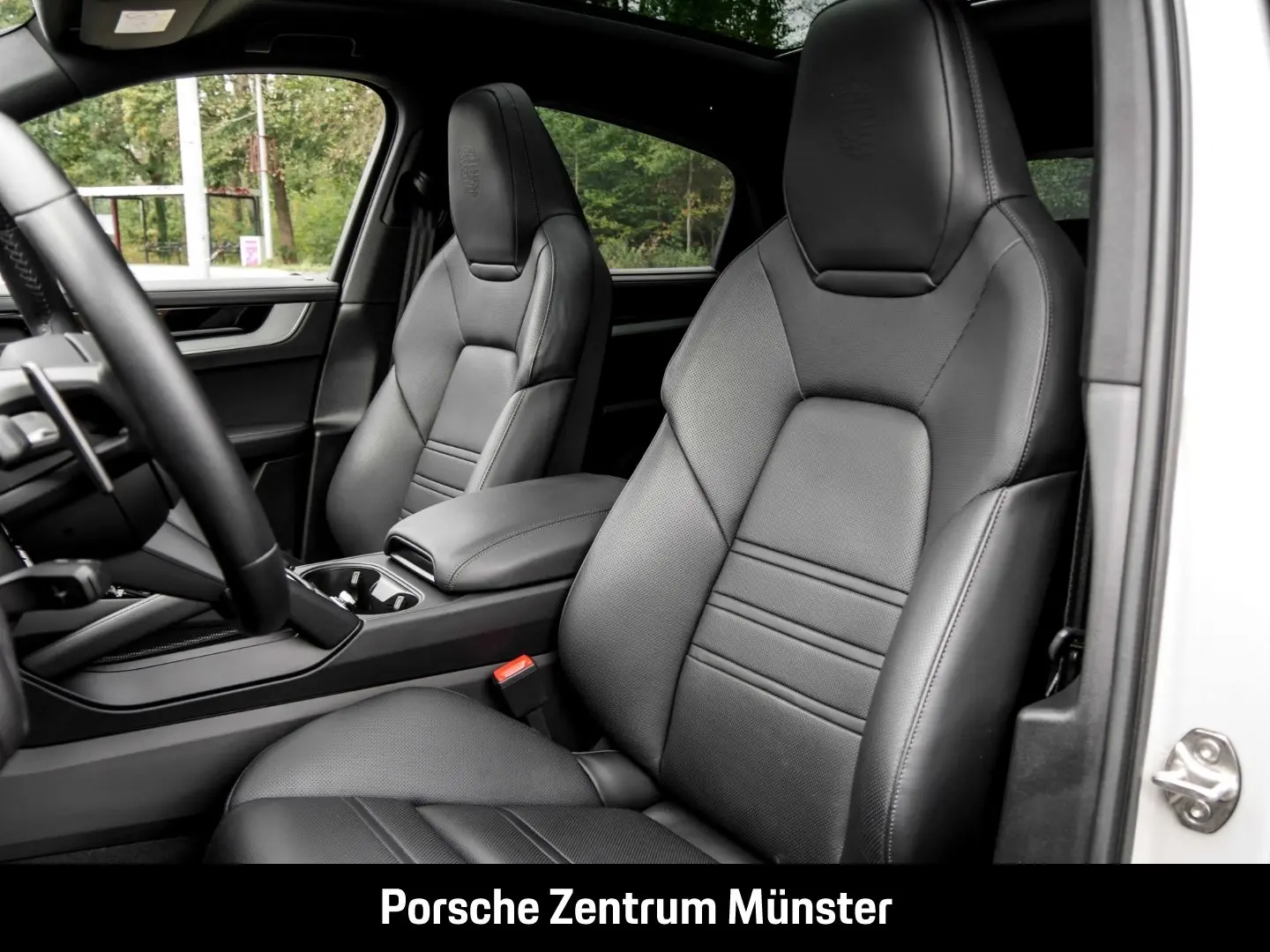 Cayenne E-Hybrid Coupe HA-Lenkung InnoDrive LED
