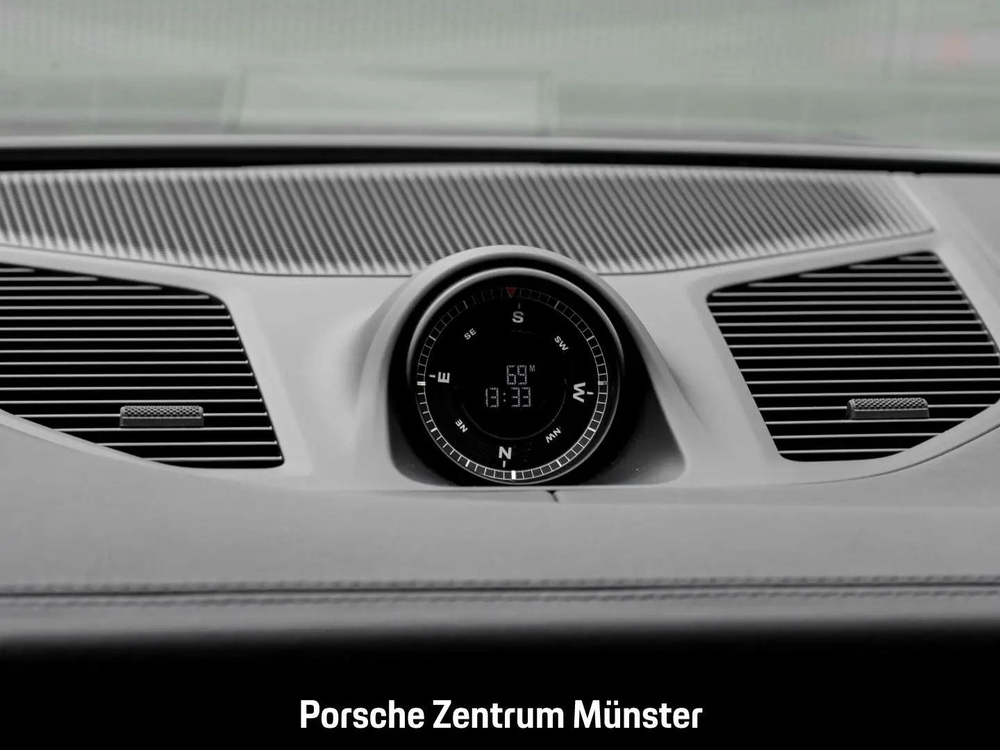 Cayenne E-Hybrid Coupe HA-Lenkung InnoDrive LED