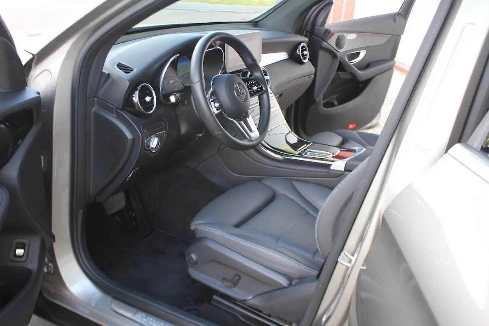 GLC 300 de Coupé Cp. EQ Power Plug-In Hybrid AHK