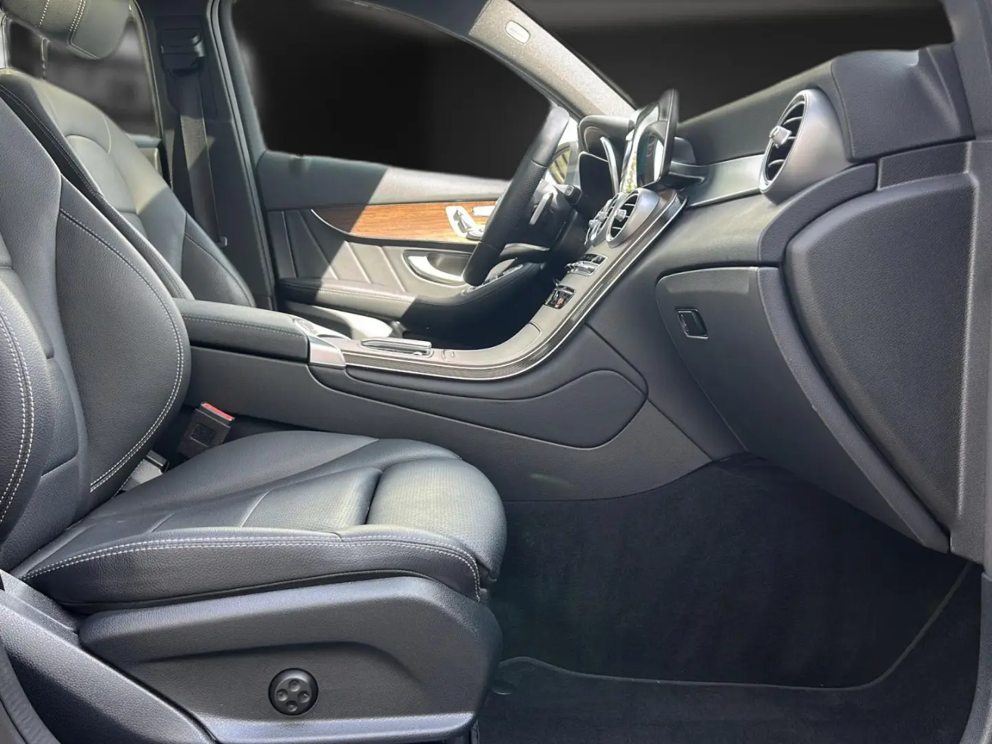 GLC 300 e AMG Coupe 19*Sdach*Virtual*LED*Kamera