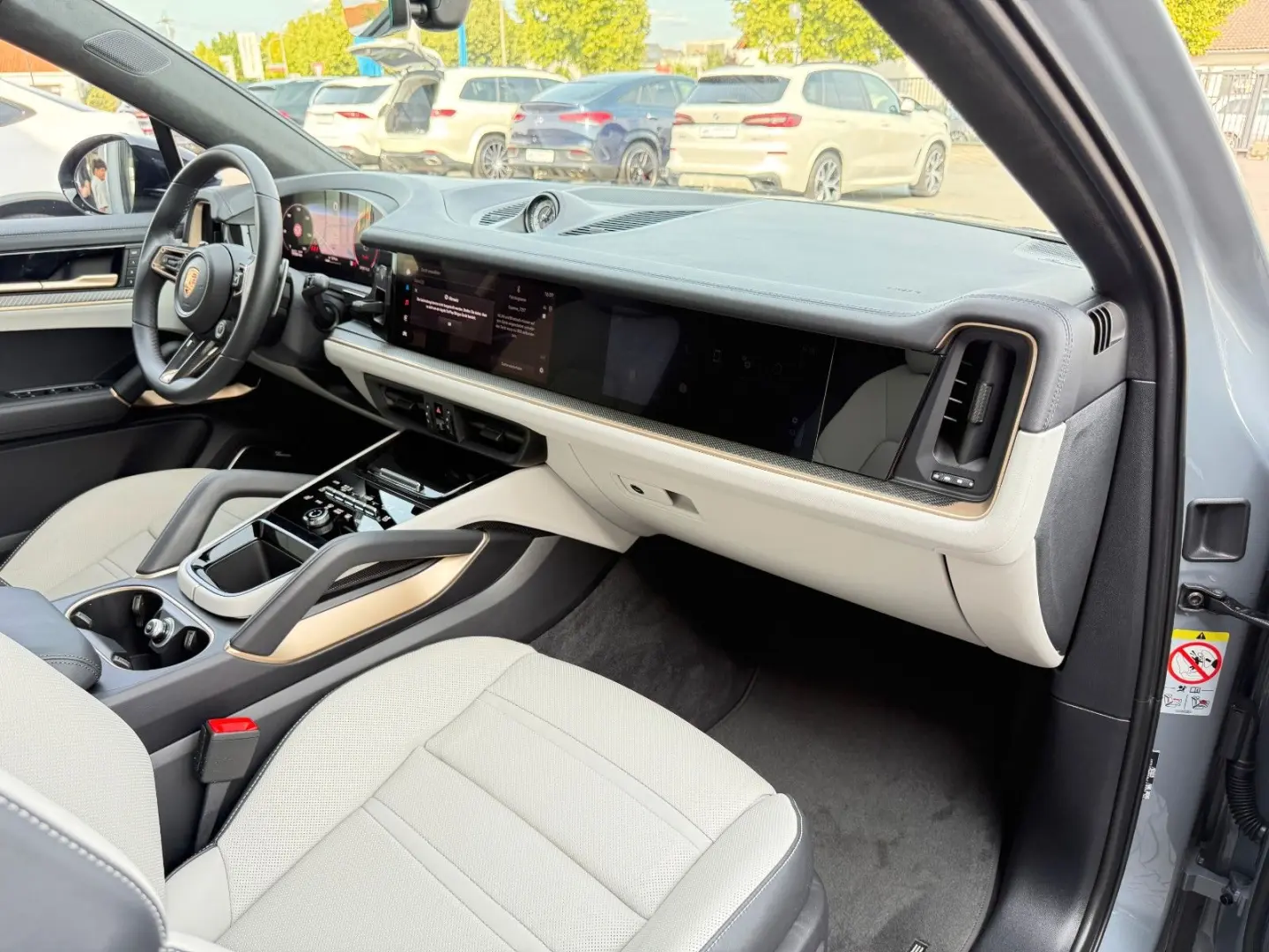 Cayenne*CoupeS*Individual*3xTV*360°ACC*BURMESTER