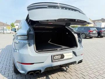 Cayenne*CoupeS*Individual*3xTV*360°ACC*BURMESTER
