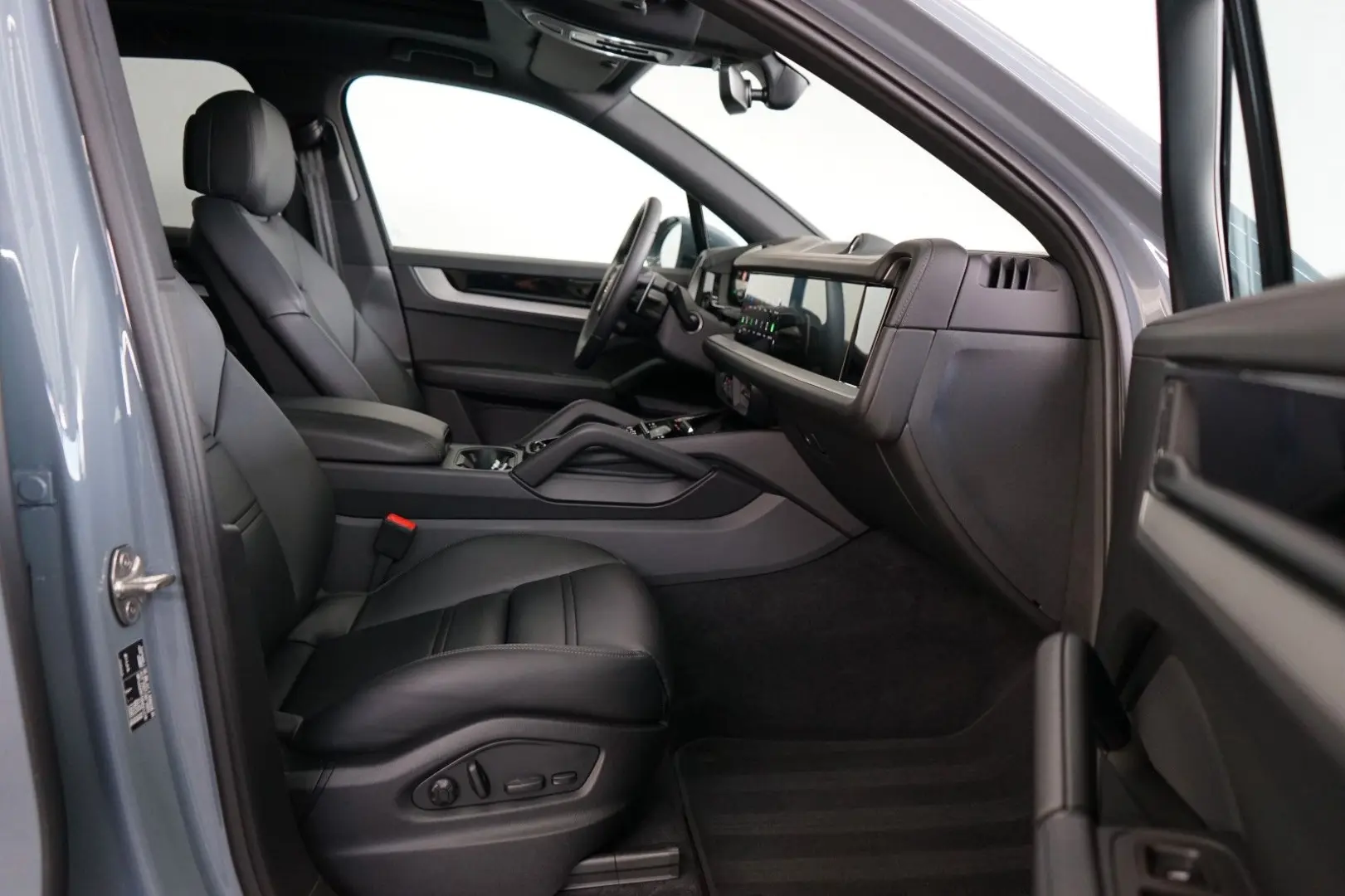 Cayenne E-Hybrid/P-Display/HAL/HD/14W/INNO/360°