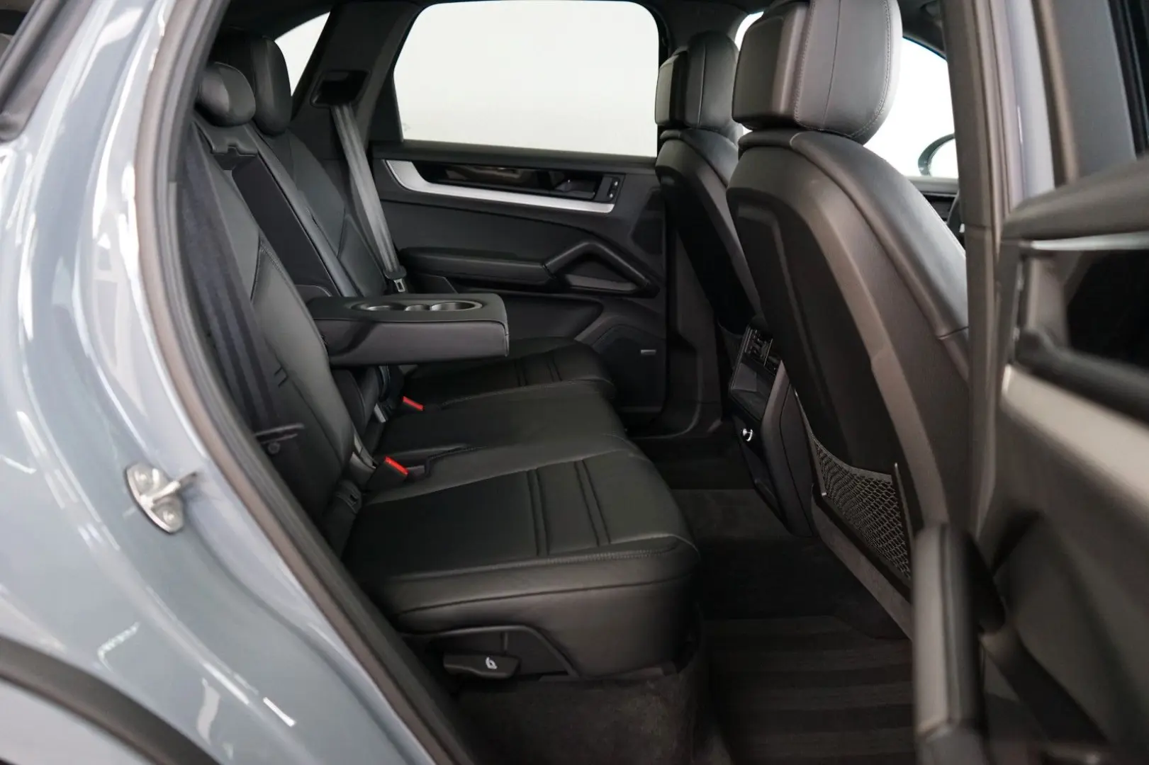 Cayenne E-Hybrid/P-Display/HAL/HD/14W/INNO/360°