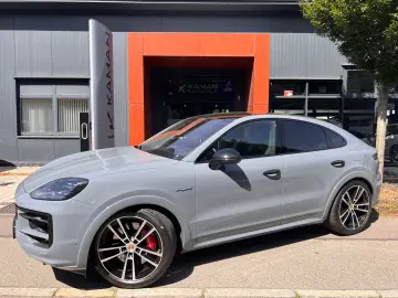 Cayenne Coupe S E-Hyb #PRSE! SPORTDESIGN! 22 ALU