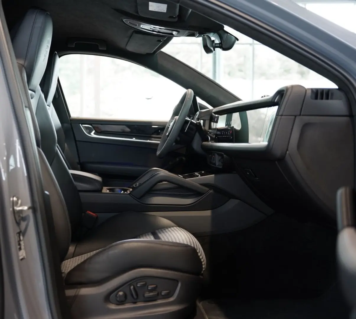 Cayenne S Coupé *1.H *22 *S-Abgas *LUFT *BOSE