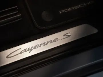 Cayenne S Coupé *1.H *22 *S-Abgas *LUFT *BOSE