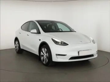 Model Y Long Range AWD 79kWh 2023   Automatik