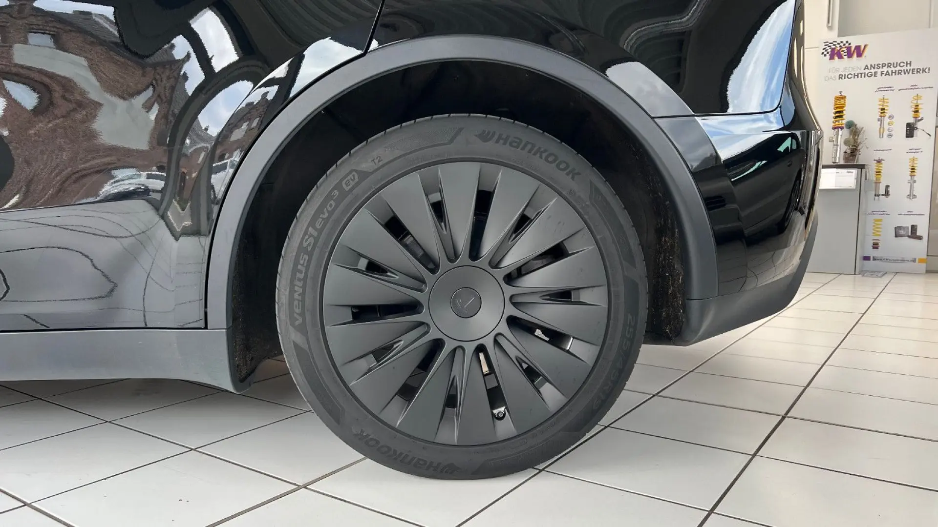 Model Y Long Range Dual AWD