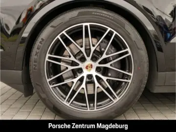 Cayenne E-Hybrid Coupe*BOSE*PASM*INNO*PANO*