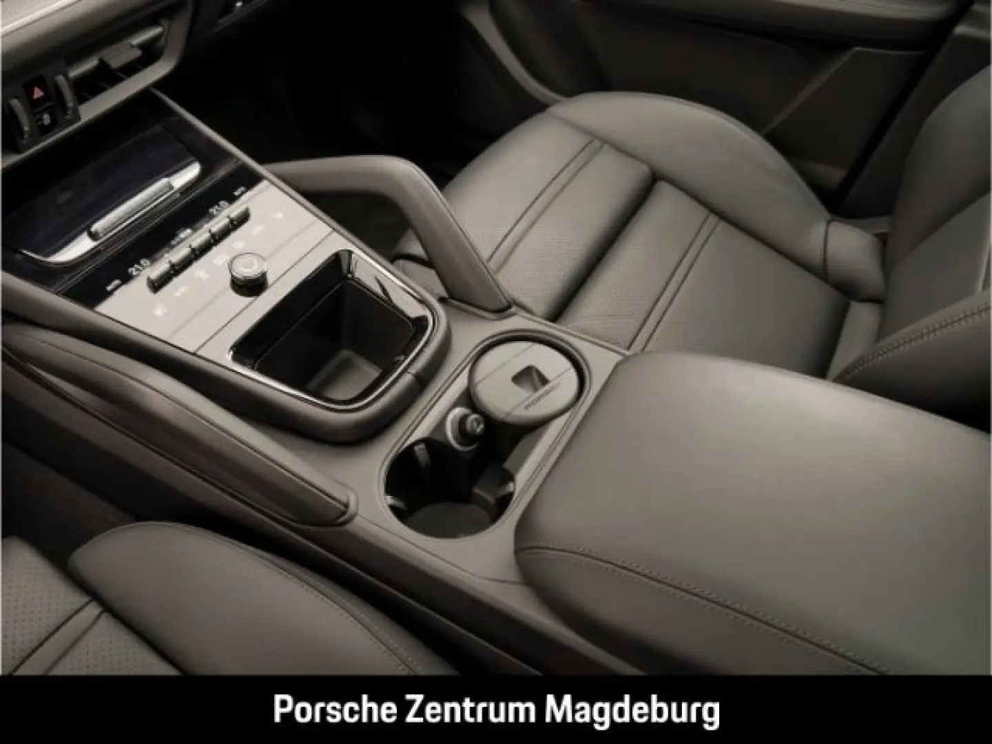 Cayenne E-Hybrid Coupe*BOSE*PASM*INNO*PANO*