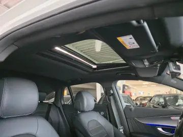 EQC 400 4Matic AMG Line Burmester