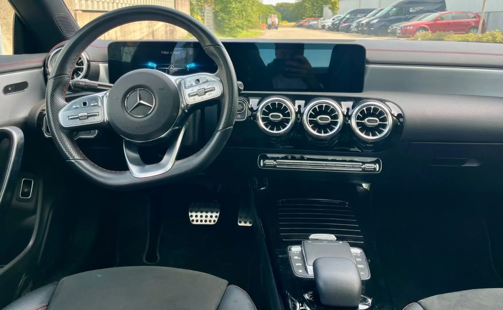 CLA 180*AMG-Paket*Pano*Kamera*