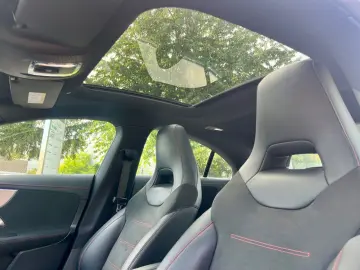 CLA 180*AMG-Paket*Pano*Kamera*