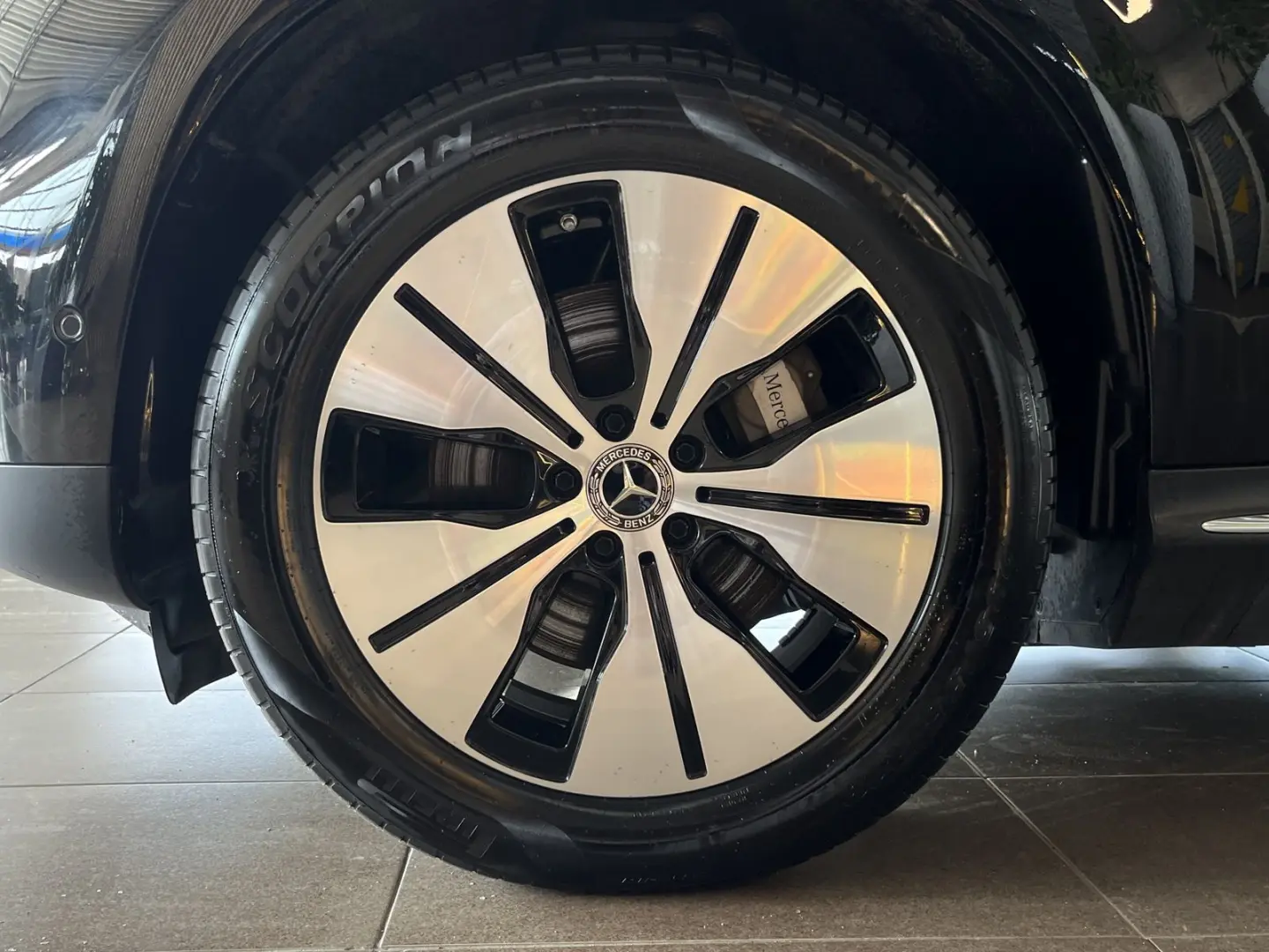 EQC 400 4Matic LED
