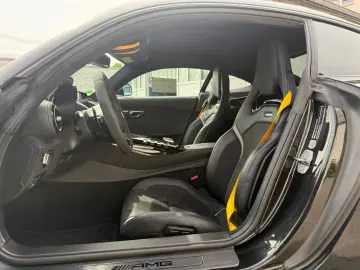 Mercedes Benz AMG GT R Coupe Performance*