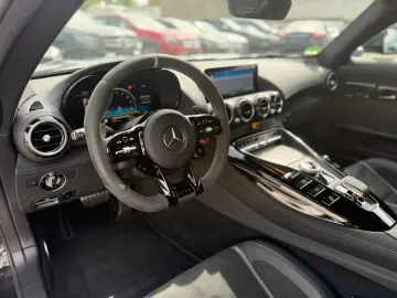 Mercedes Benz AMG GT R Coupe Performance*