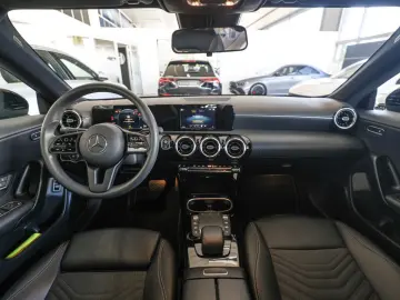 CLA 180 d Coupé Navi Kamera Sounds. Spurh.-Ass.