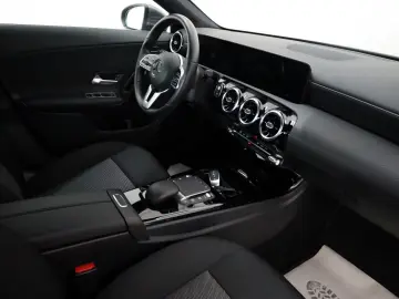 CLA 200 d, Navi, SH, Carplay, Kamera, Widescreen