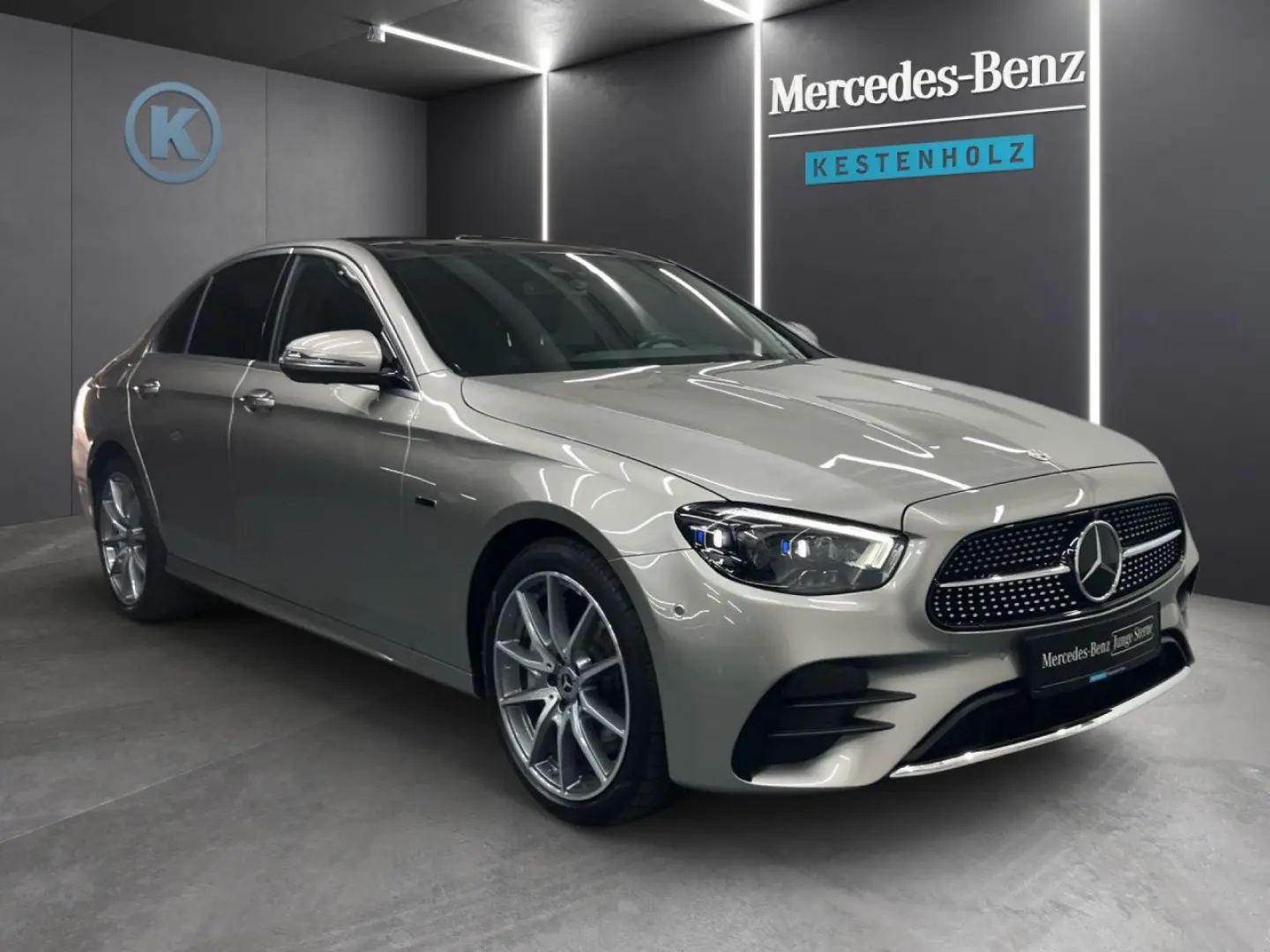 E 300 e AMG WideScreen Multibeam Burmester HUD