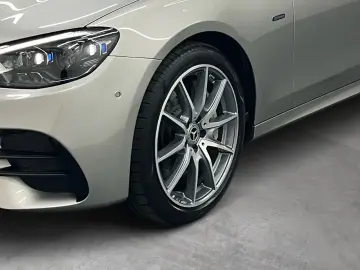 E 300 e AMG WideScreen Multibeam Burmester HUD
