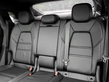 Porsche Cayenne E-Hybrid Coupe InnoDrive BOSE