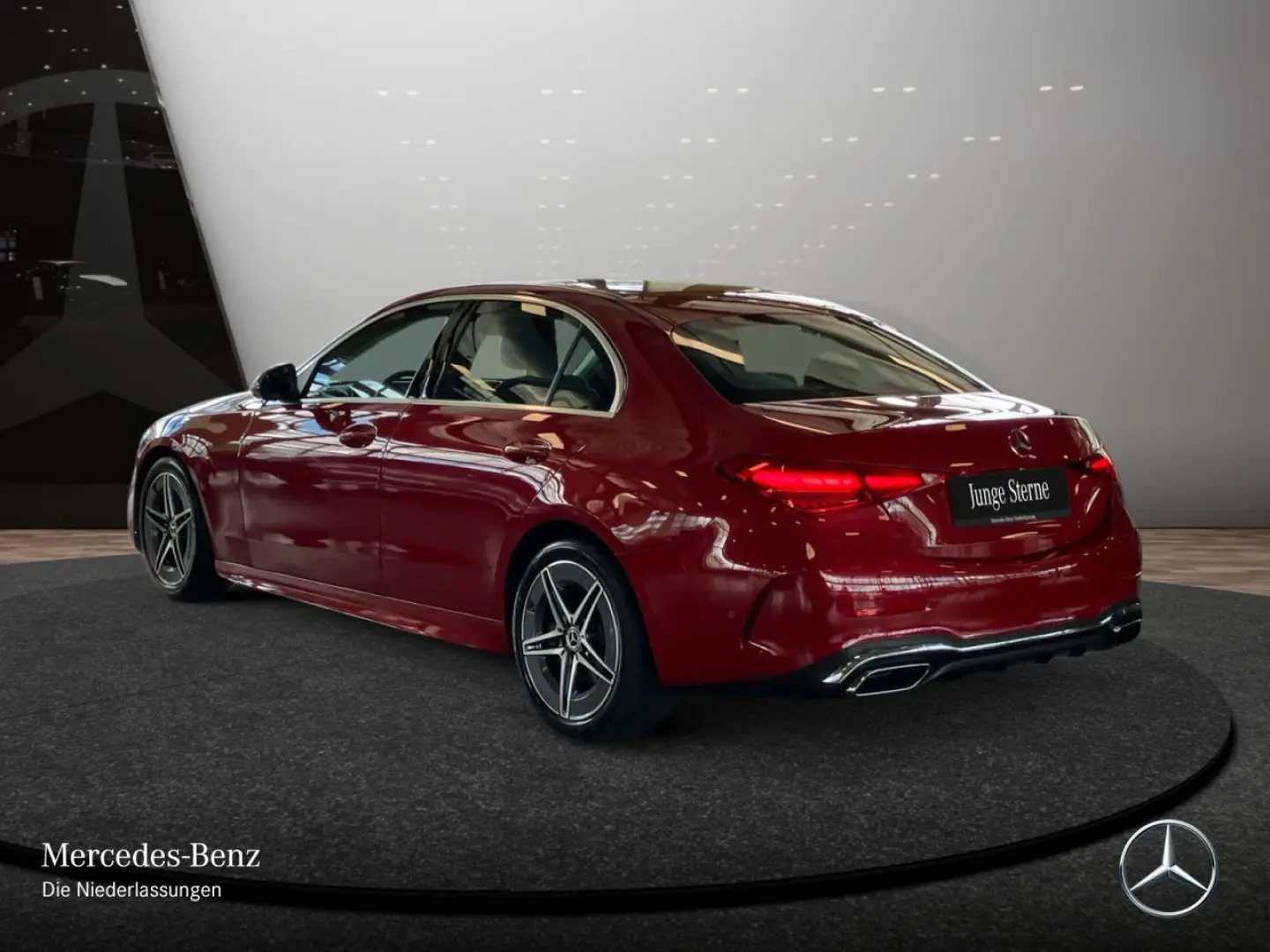 C 300 4M AMG Advanced+/Schiebedach/Distr/360/Mem